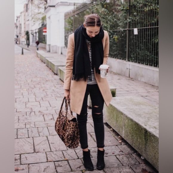 Classic Black Fringe Scarf - Picture 7 of 7